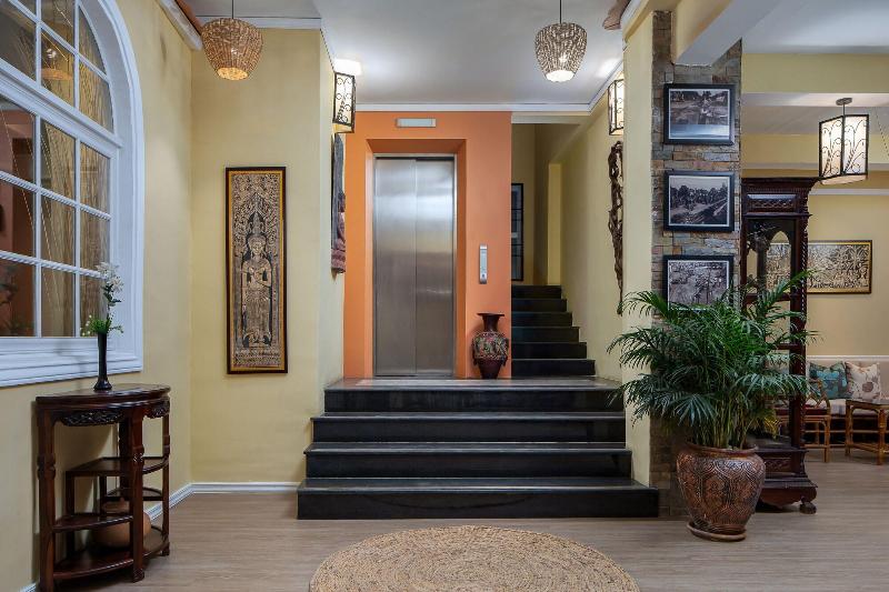 בית מלון כפרי Botum Palace