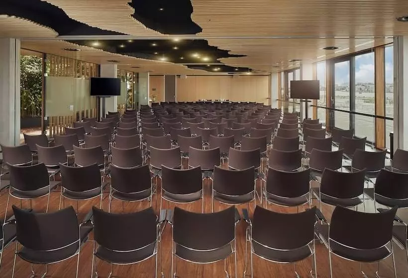 Hotel Jakarta Amsterdam