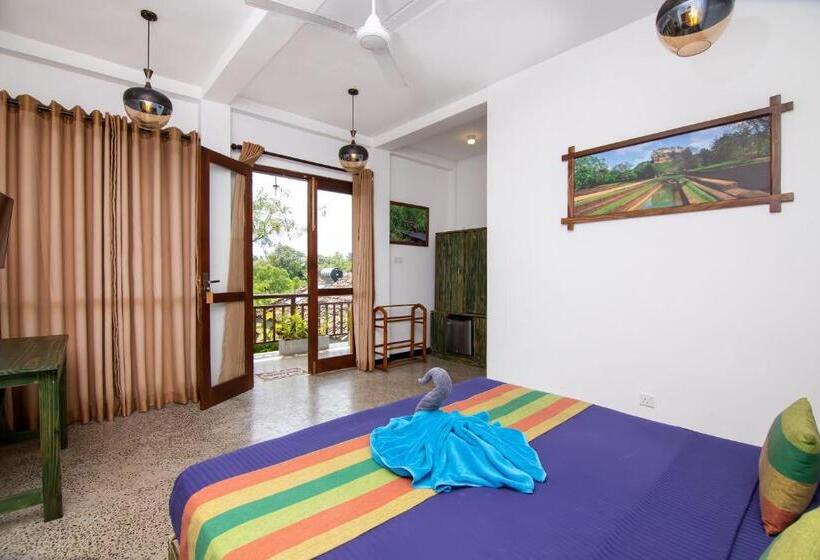 בית מלון כפרי Nature Cabanas & Floating Restaurant