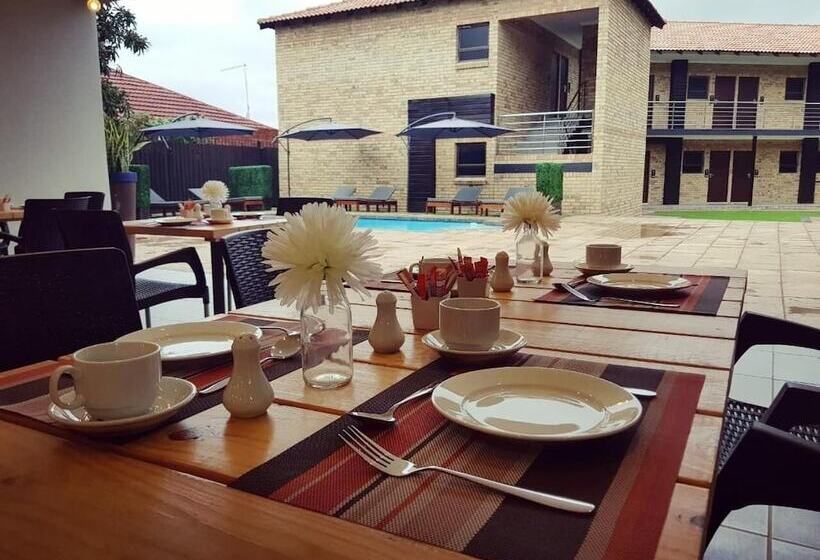 Hotel Palm Swift Luxury Accommodation