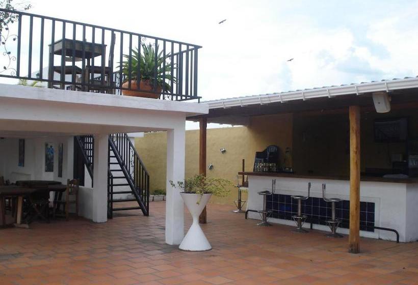 هتل Paraíso Colonial