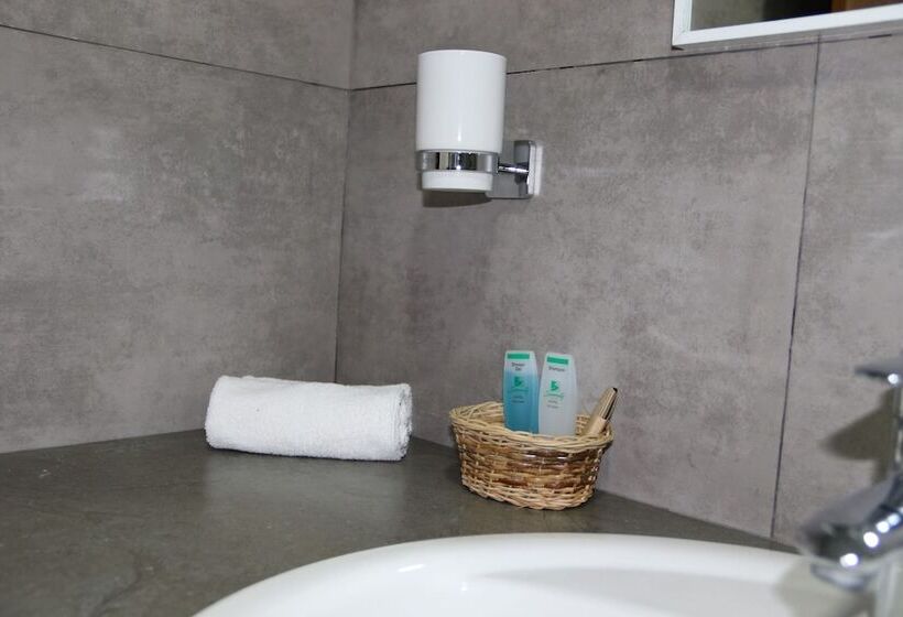 فندق Serenity Tissa