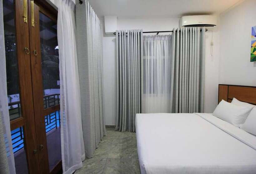 فندق Serenity Tissa