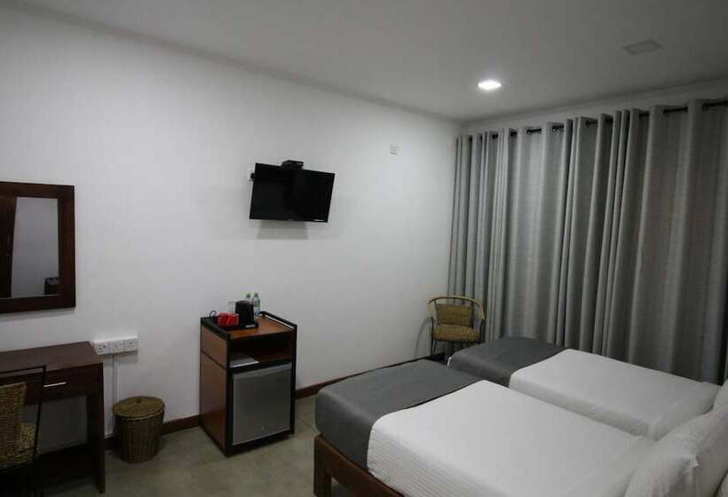 فندق Serenity Tissa