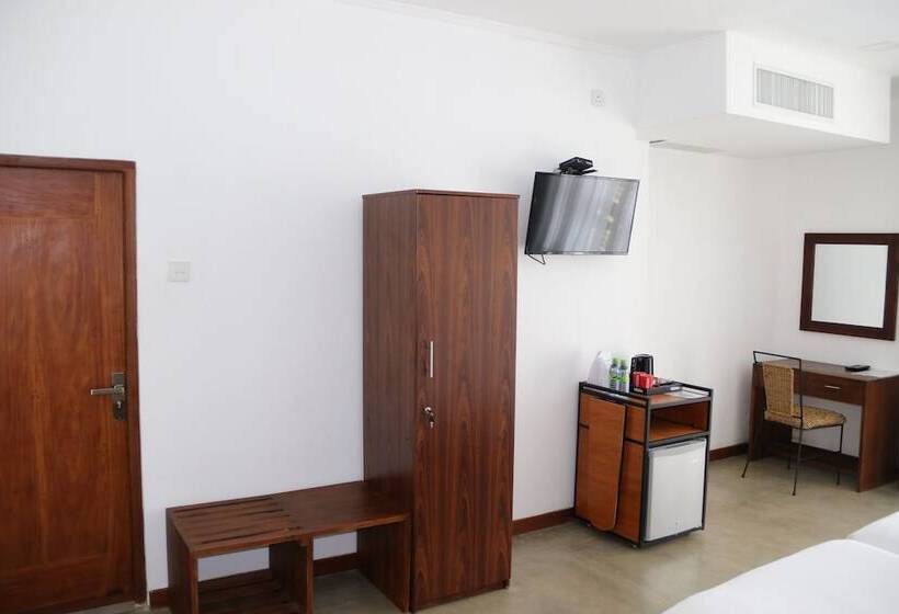 فندق Serenity Tissa