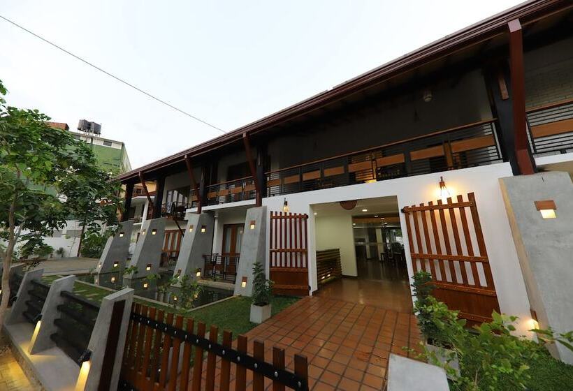 فندق Serenity Tissa