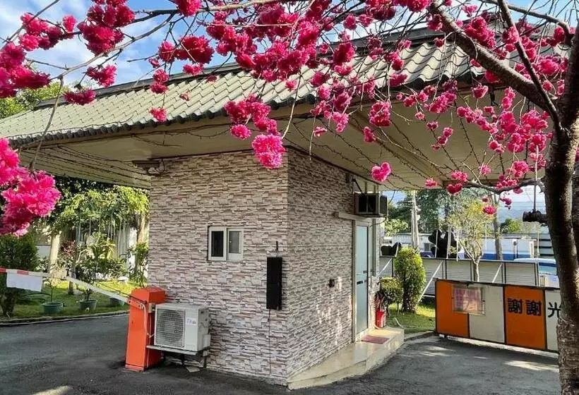 Hua Du Motel