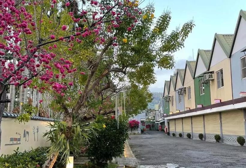 Hua Du Motel