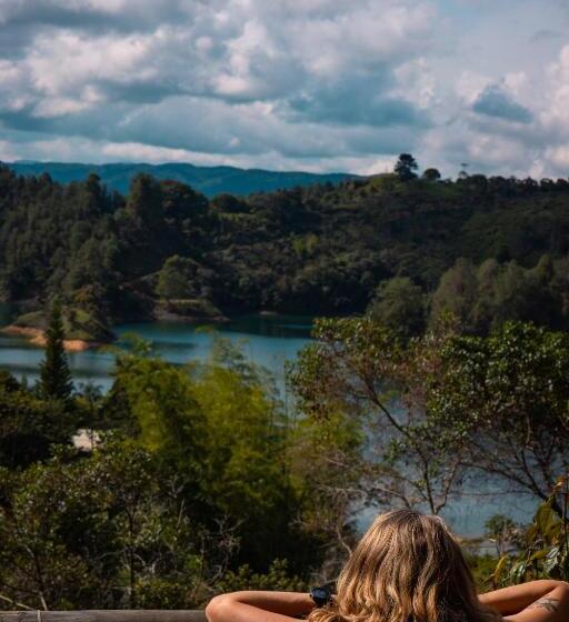 Levit Glamping   Hotel Guatapé Peñol