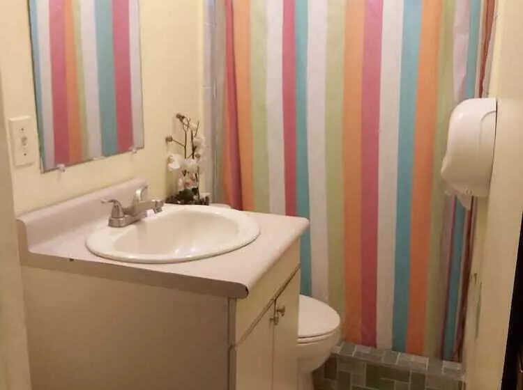 Mados Hotel Aterrizaje