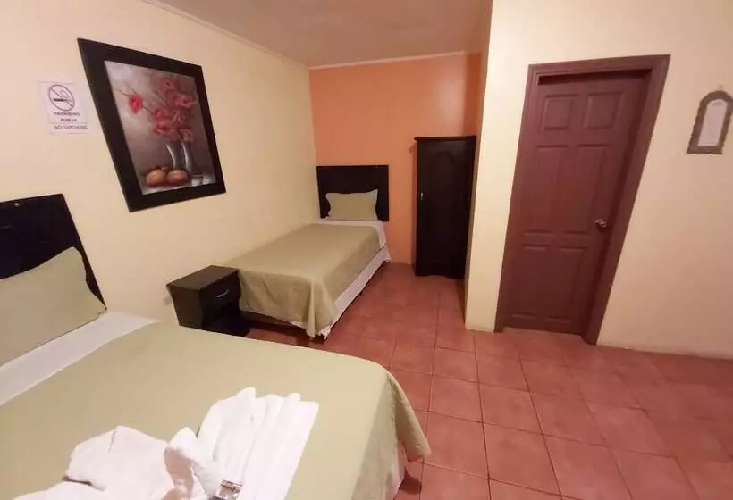 Mados Hotel Aterrizaje