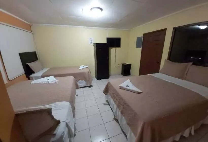 Mados Hotel Aterrizaje