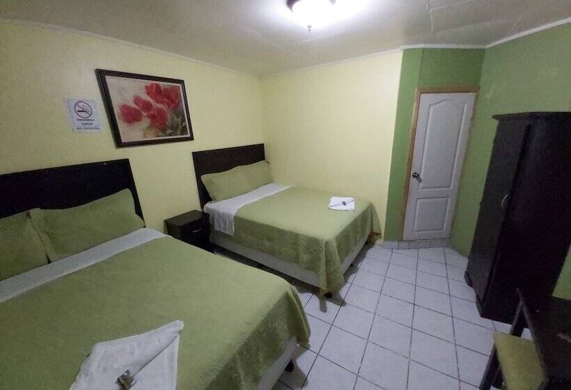 Mados Hotel Aterrizaje