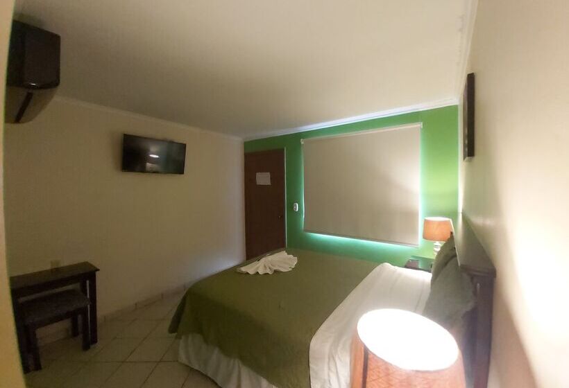 Mados Hotel Guanacaste