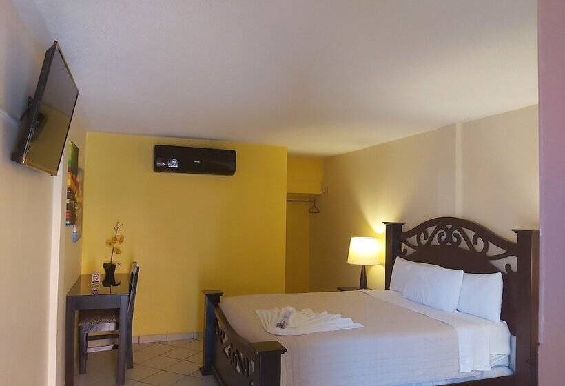 Mados Hotel Guanacaste