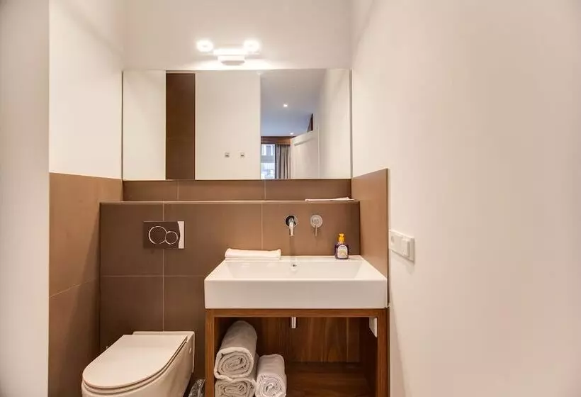 تختخواب و صبحانه Het Kabinet