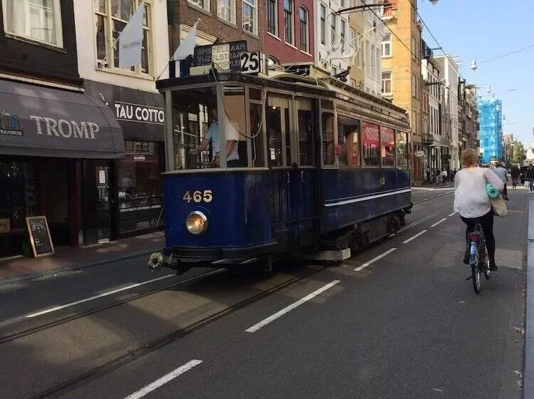 تختخواب و صبحانه Het Kabinet