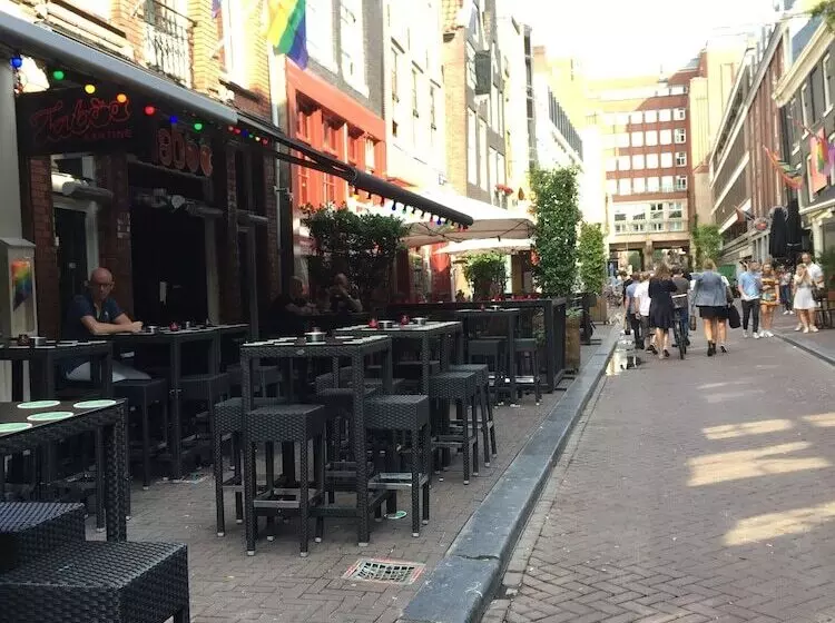 تختخواب و صبحانه Het Kabinet