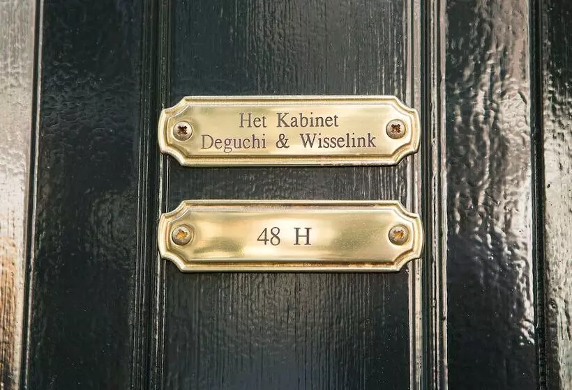 تختخواب و صبحانه Het Kabinet