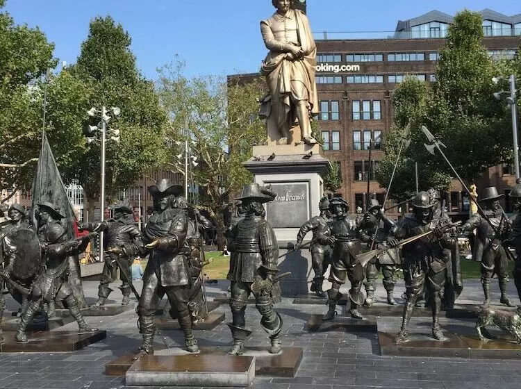 تختخواب و صبحانه Het Kabinet