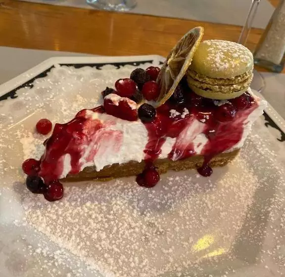 ベッドアンドブレックファースト Paço 100 Pressa