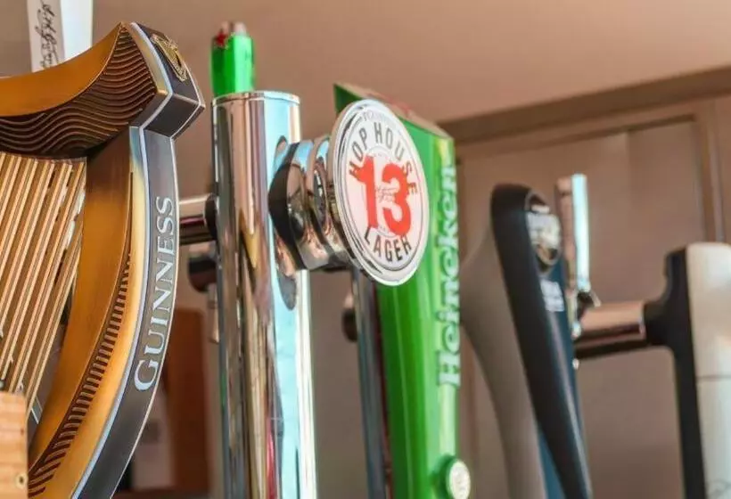 ベッドアンドブレックファースト Paço 100 Pressa