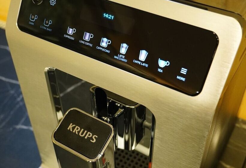 تختخواب و صبحانه & Spa Meydan