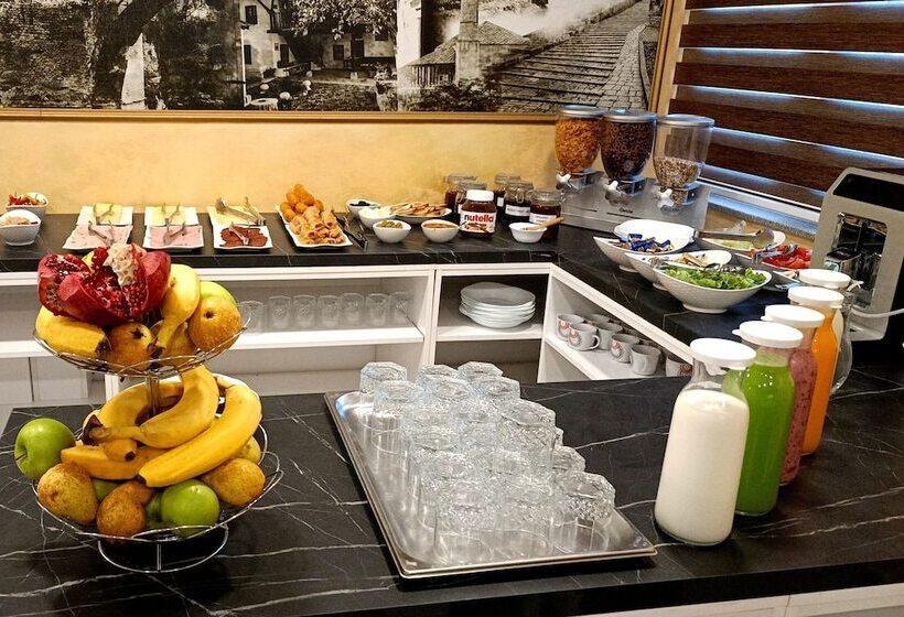 تختخواب و صبحانه & Spa Meydan