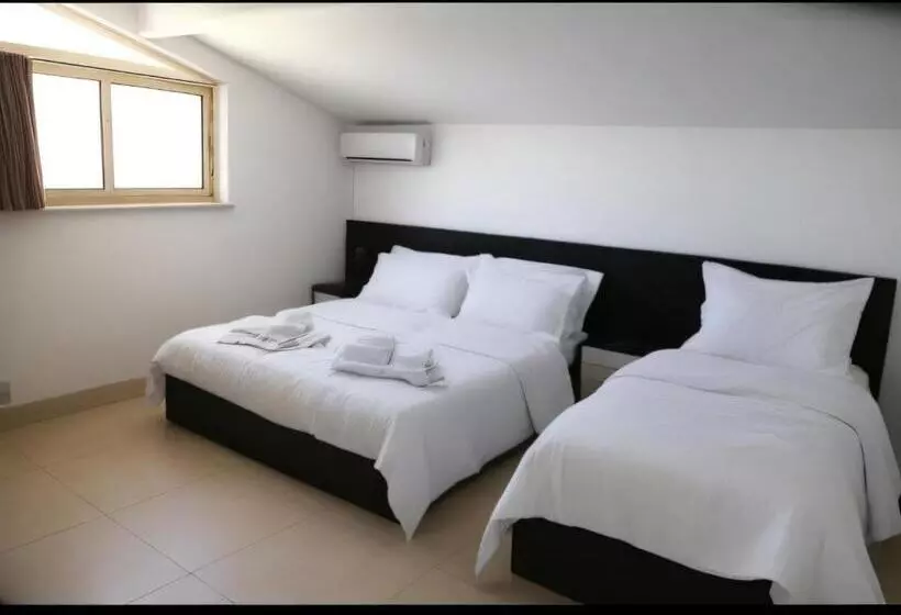 ベッドアンドブレックファースト Vila Ama Kruje