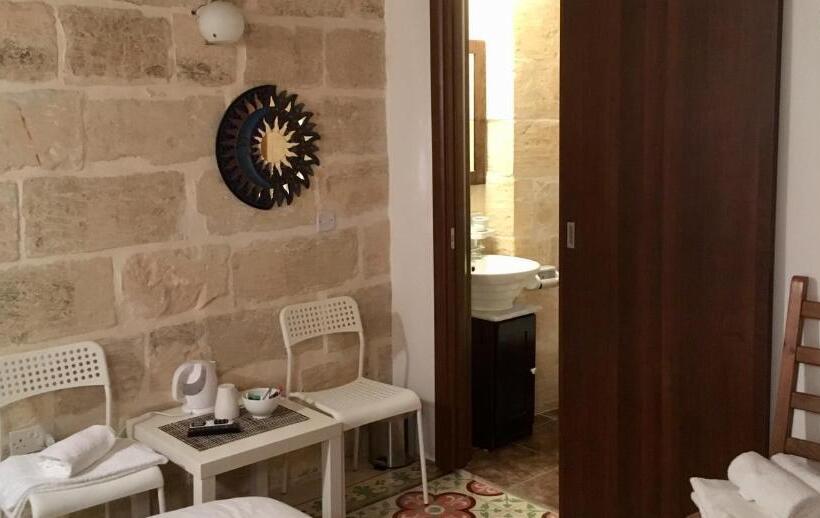 تختخواب و صبحانه Xemx