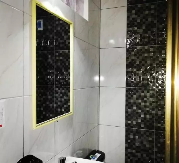 هتل El Grano De Oro