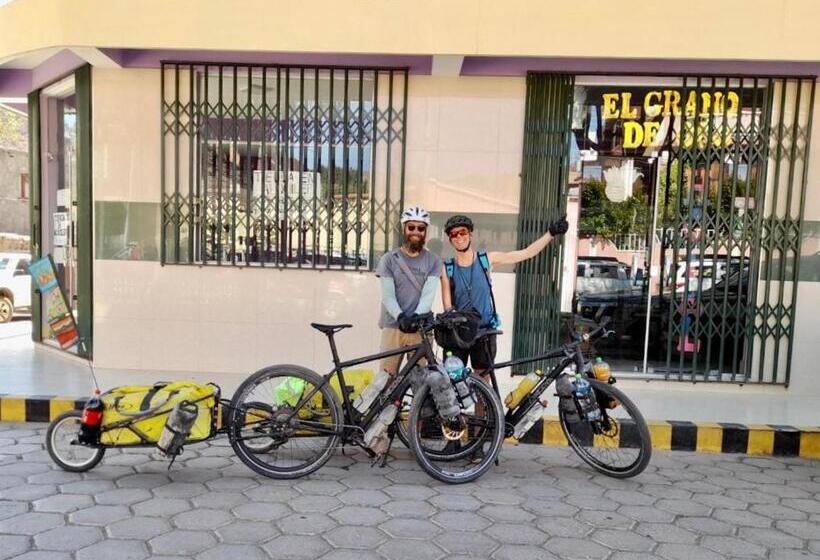 فندق El Grano De Oro