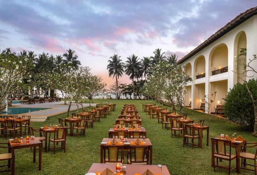 Hotel Heritance Ayurveda   All Meals And Treatments