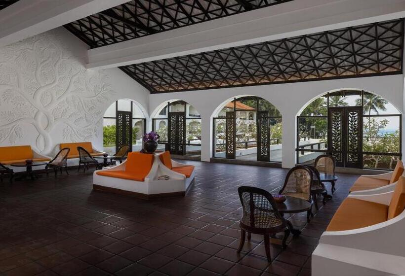 Hotel Heritance Ayurveda   All Meals And Treatments