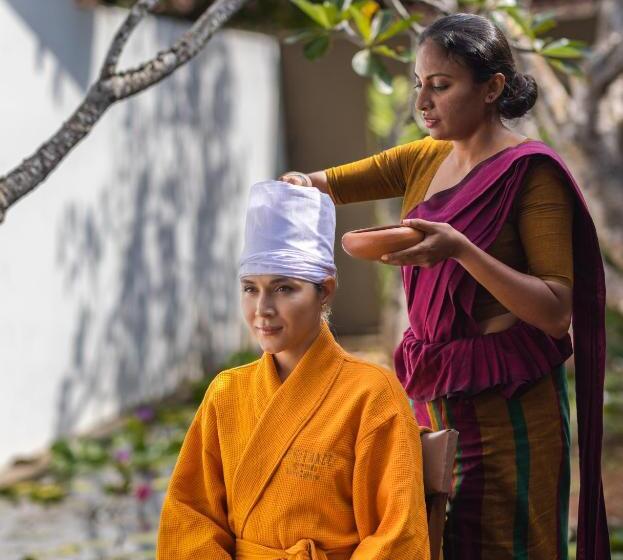 Hotel Heritance Ayurveda   All Meals And Treatments