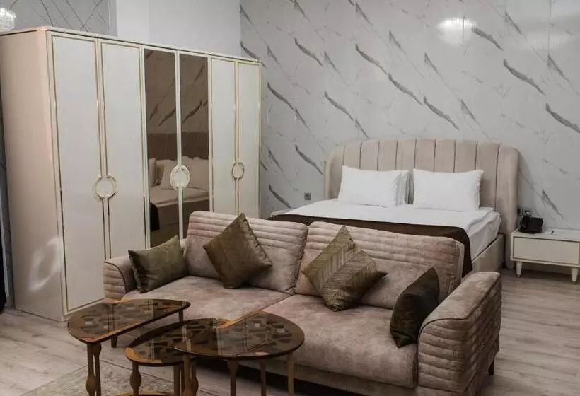 هتل Infinity Plaza