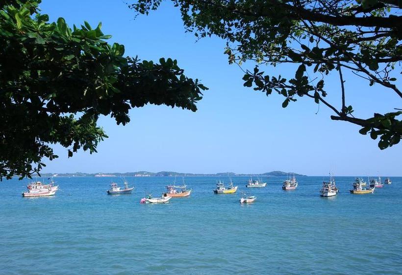 호텔 Surf Orchid Villa