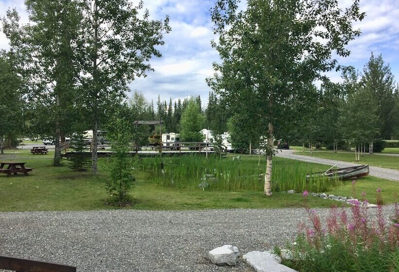 Aamiaismajoitus (B&B) Discovery Yukon Lodgings