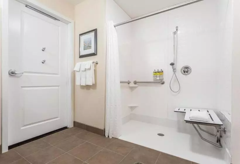 ホテル Candlewood Suites Eau Claire I 94, An Ihg