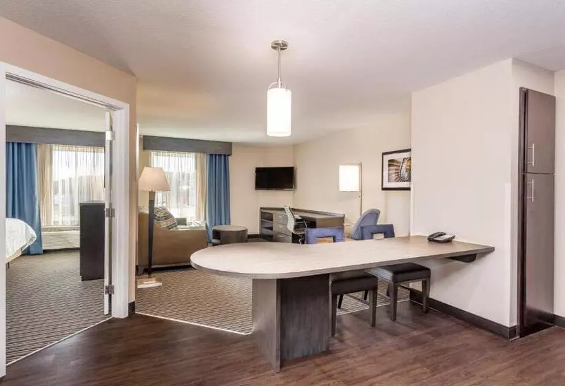 ホテル Candlewood Suites Eau Claire I 94, An Ihg