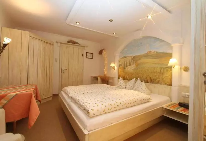 ホテル Haus Sonnenschein