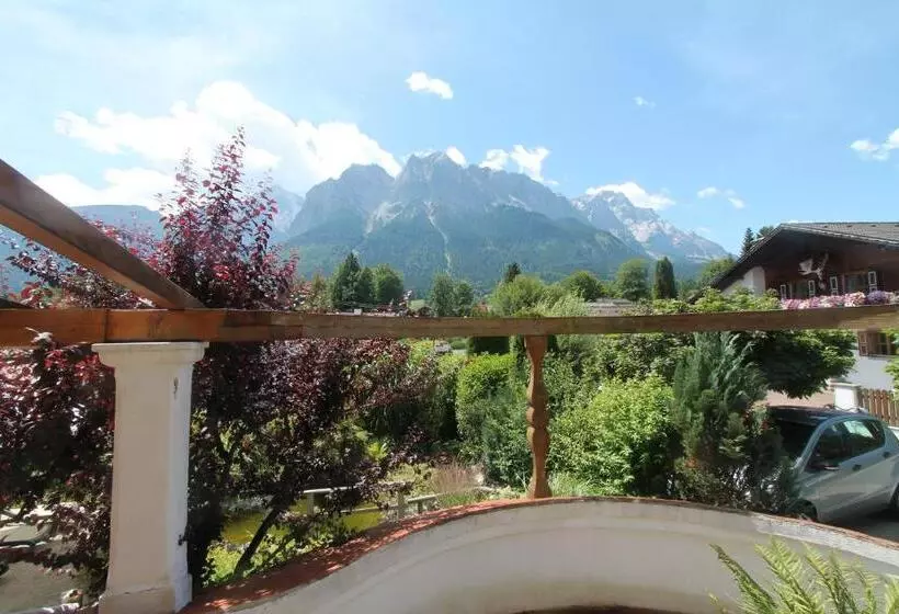 ホテル Haus Sonnenschein