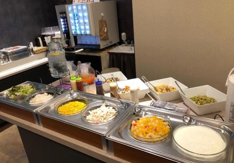 فندق Kuretake Inn Nagoya Hisayaodori