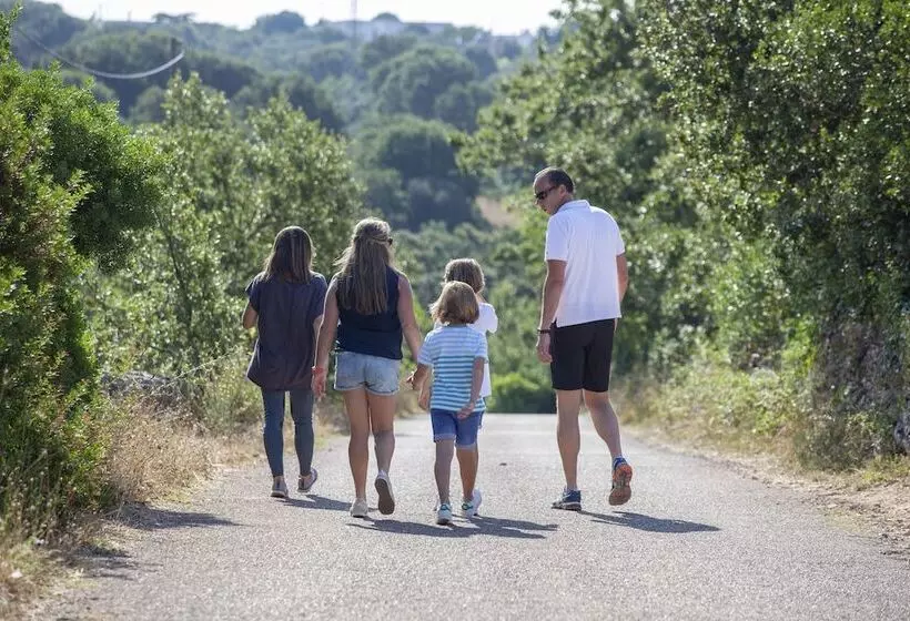 Hotelli Ottolire Resort