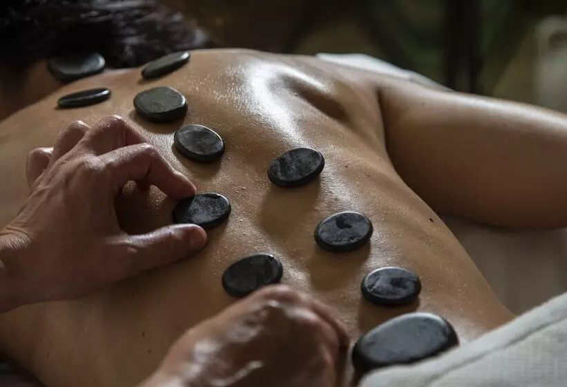 Hotelli Ottolire Resort