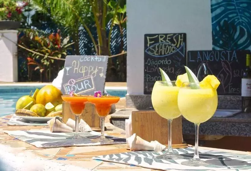 ホテル Vista Coiba Villas & Restaurant