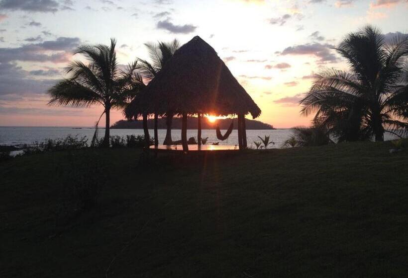 בית מלון כפרי Vista Coiba Villas & Restaurant