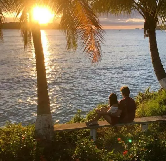 ホテル Vista Coiba Villas & Restaurant