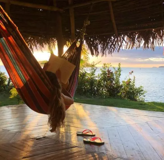 ホテル Vista Coiba Villas & Restaurant