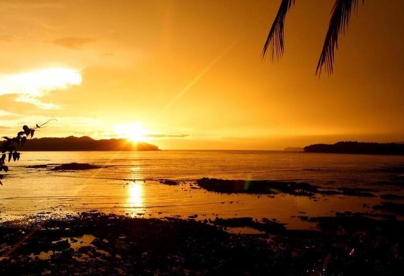 בית מלון כפרי Vista Coiba Villas & Restaurant